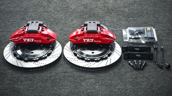 Αγορά Audi Big Brake Kit Ενσωματωμένο ηλεκτρονικό φρένο στάθμευσης για τον πίσω τροχό 4 Πιστονικό σφιγκτήρα για το A4L ηλεκτρονική κατασκευή