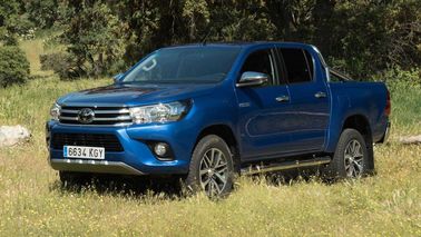 Αγορά BBK Για Toyota Hilux 6 piston Caliper με 355 * 32mm Rotor Μεγάλο κιτ φρένων με τέσσερα πακέτα φρένων ηλεκτρονική κατασκευή